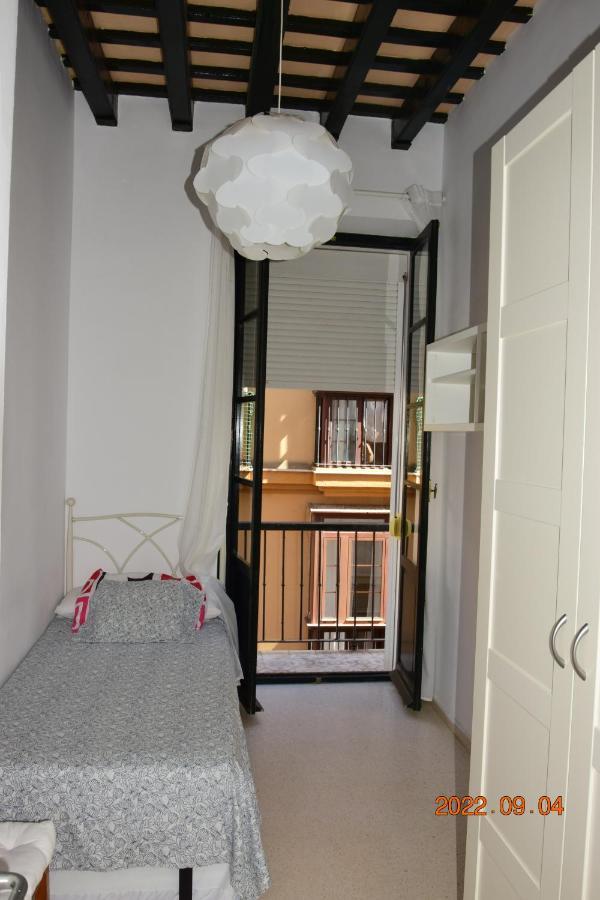 Apartamento Muy Bien Situado En El Centro De Cadiz Y Al Lado De La Playa Exteriör bild